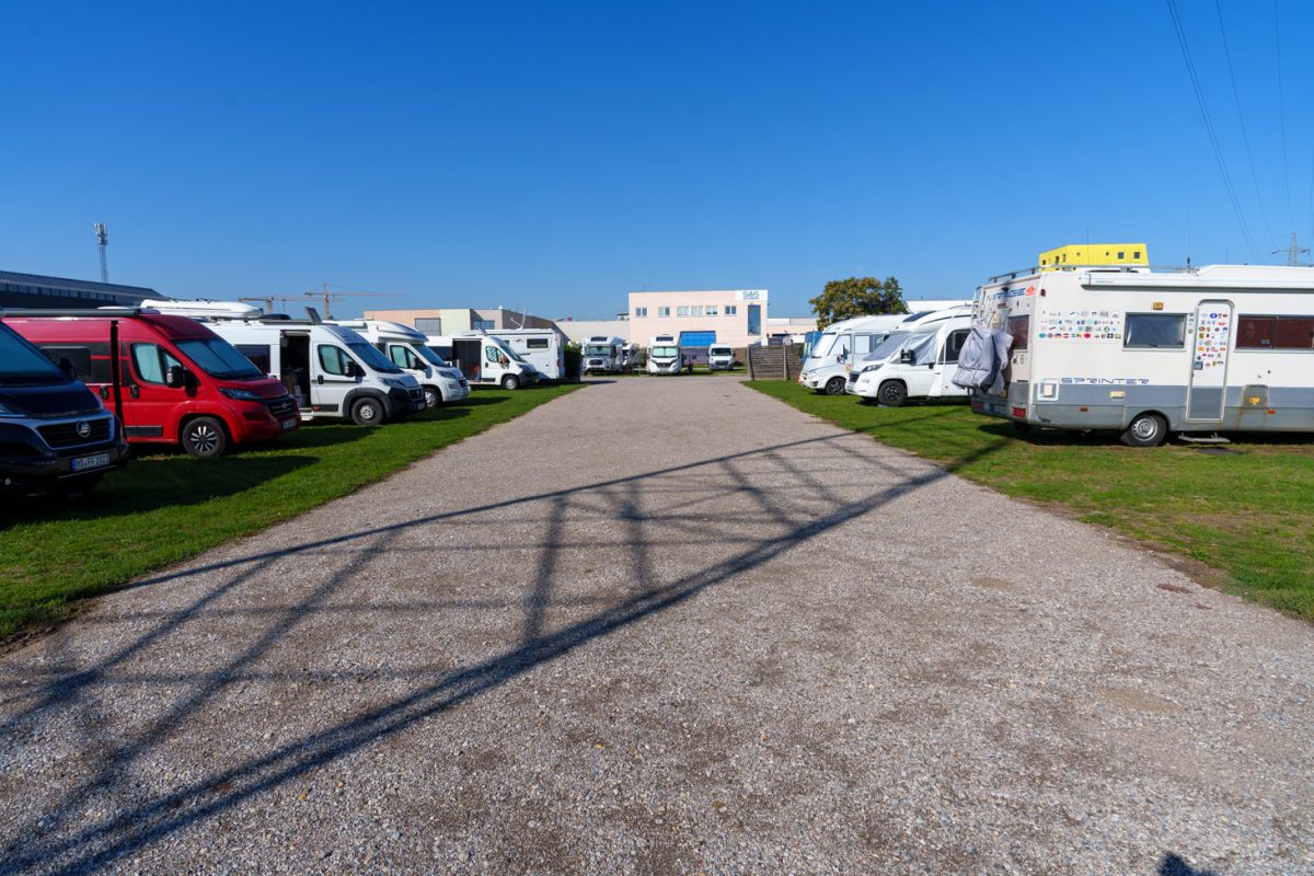 Stellplatz Perfektastrasse 0007