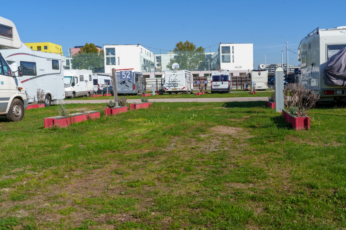 Stellplatz Perfektastrasse 0008