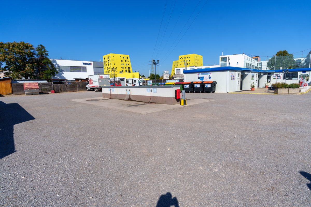 Stellplatz Perfektastrasse 0015